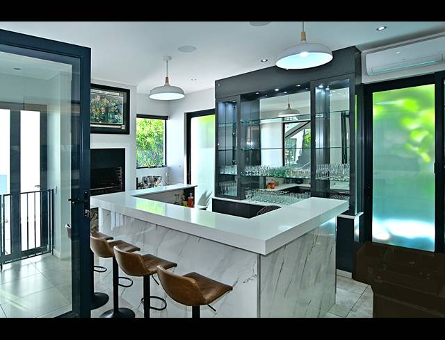 5 BEDROOM HOUSE FOR SALE IN WATERFALL COUNTRY VILLAGE